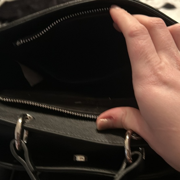 Steve Madden Skull Handbag - Picture 3 of 6